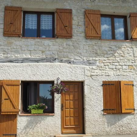 Studio 403 Apartament Oyonnax Zewnętrze zdjęcie